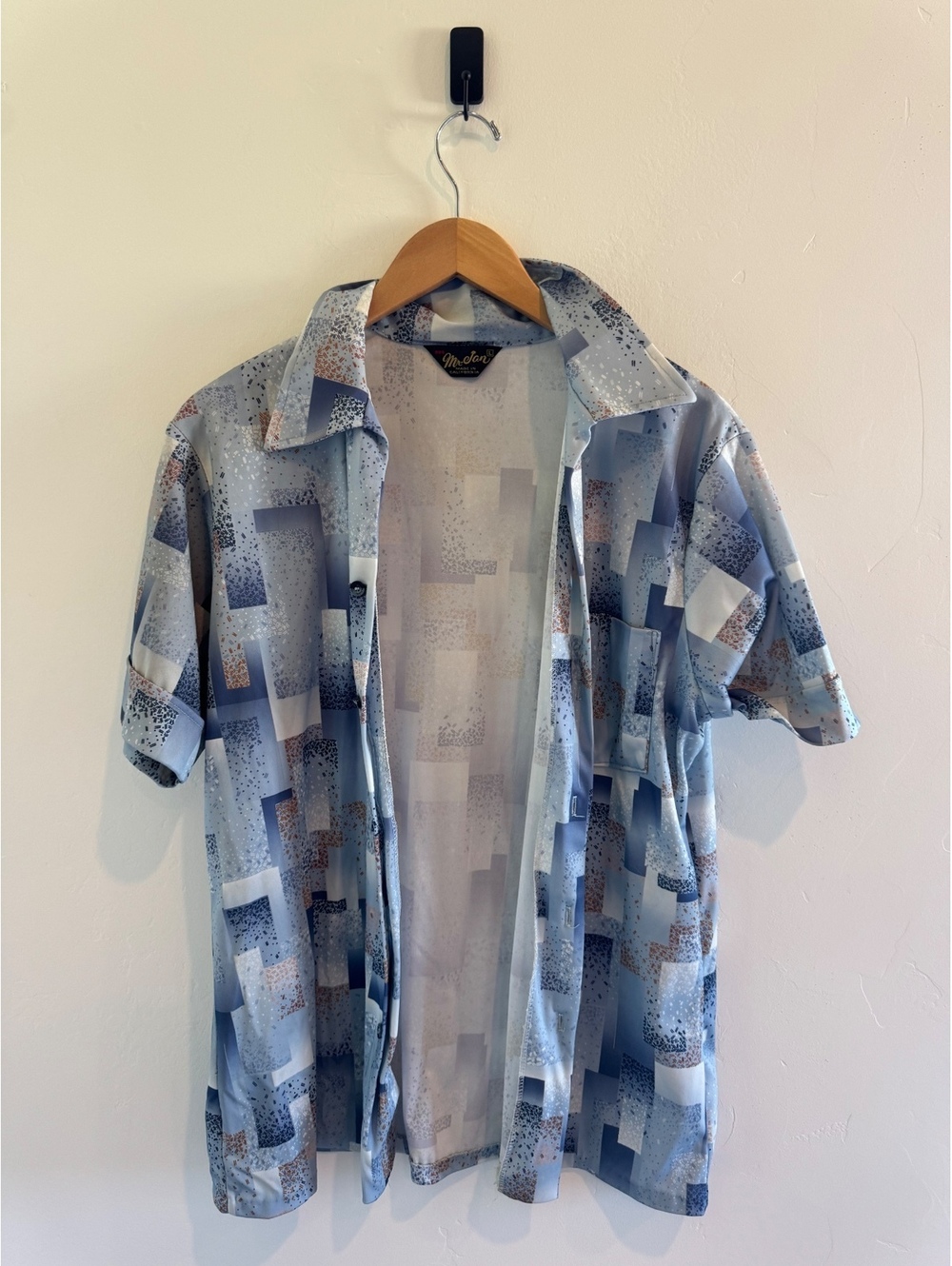 Vintage Mr. Jan California Men’s Geometric Short Sleeve Shirt Made in USA